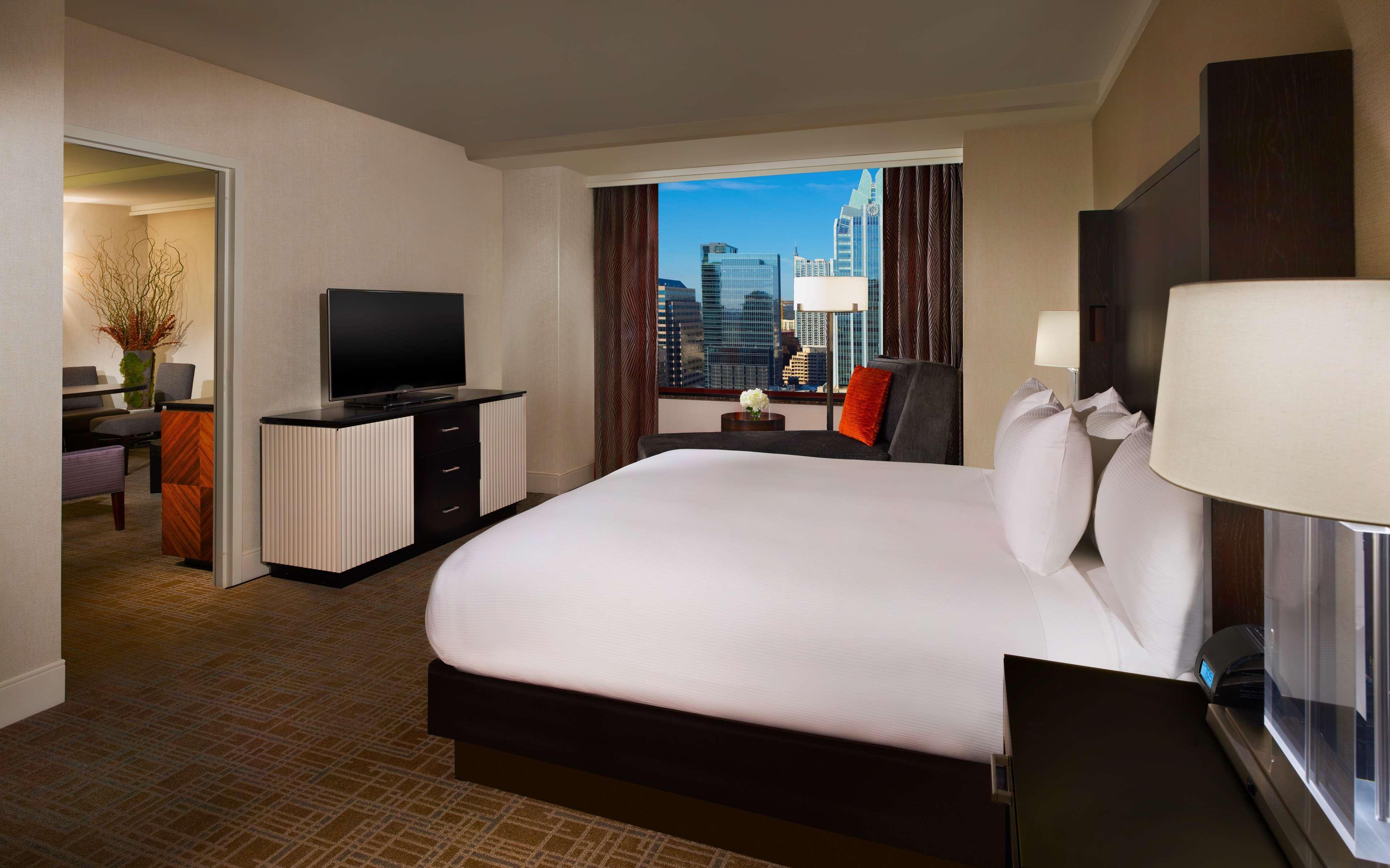 Hilton Austin Hotel Exterior photo