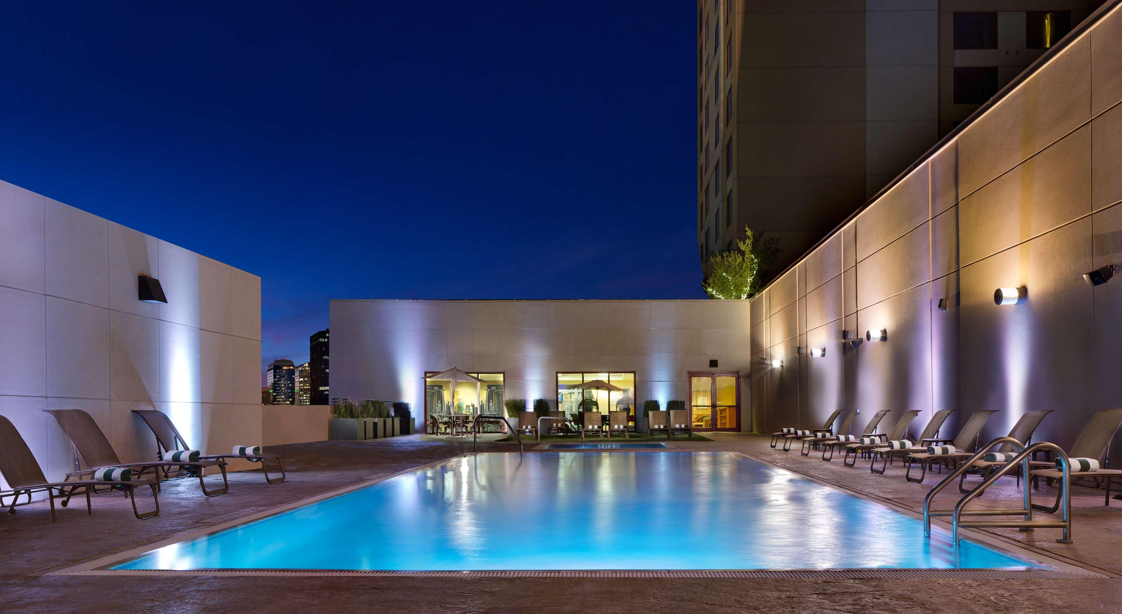 Hilton Austin Hotel Exterior photo